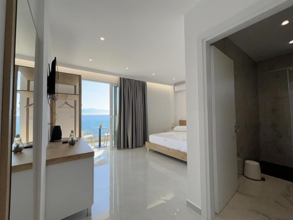 Sea Breeze Villa Sarandë Eksteriør billede