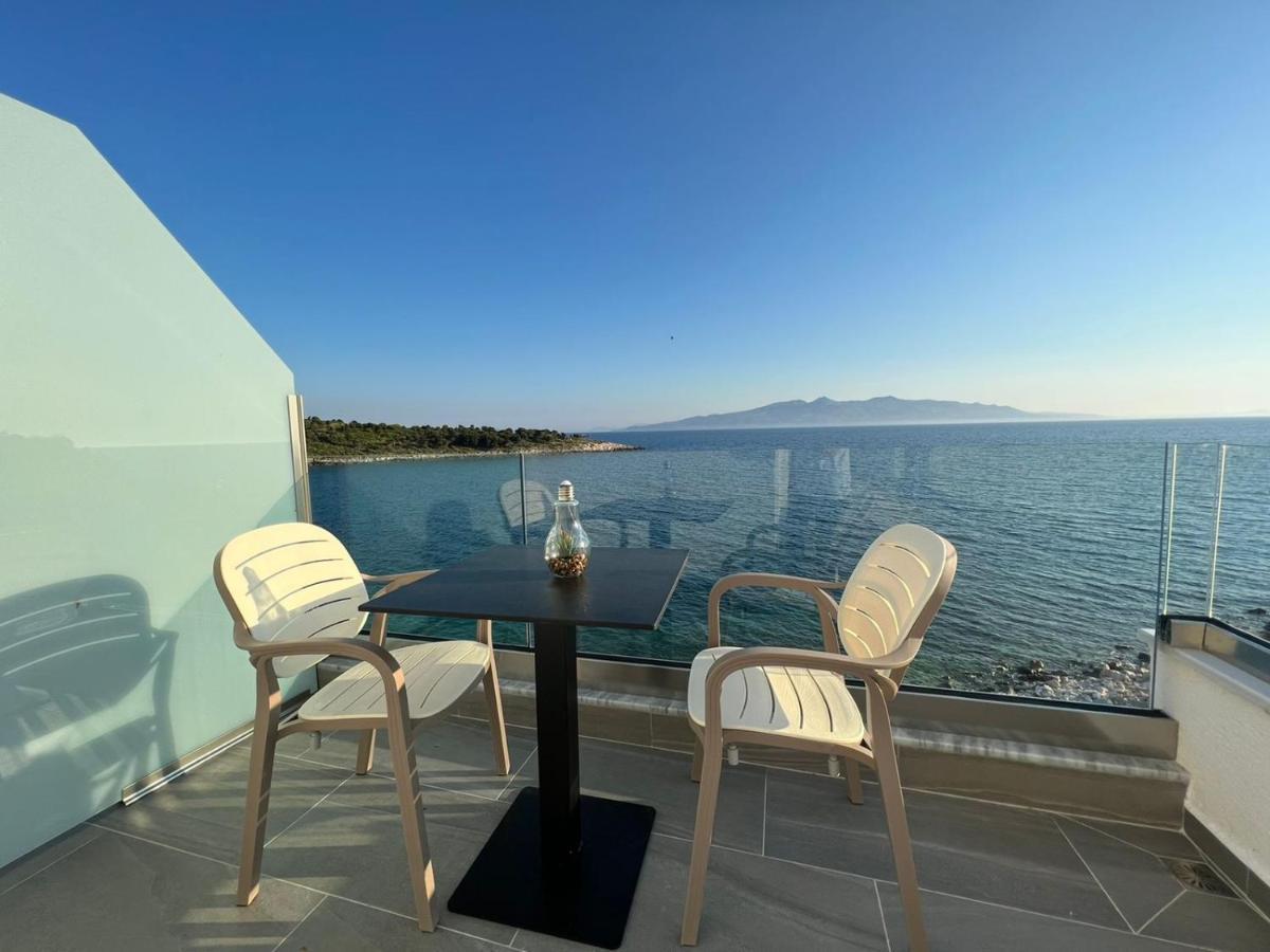 Sea Breeze Villa Sarandë Eksteriør billede