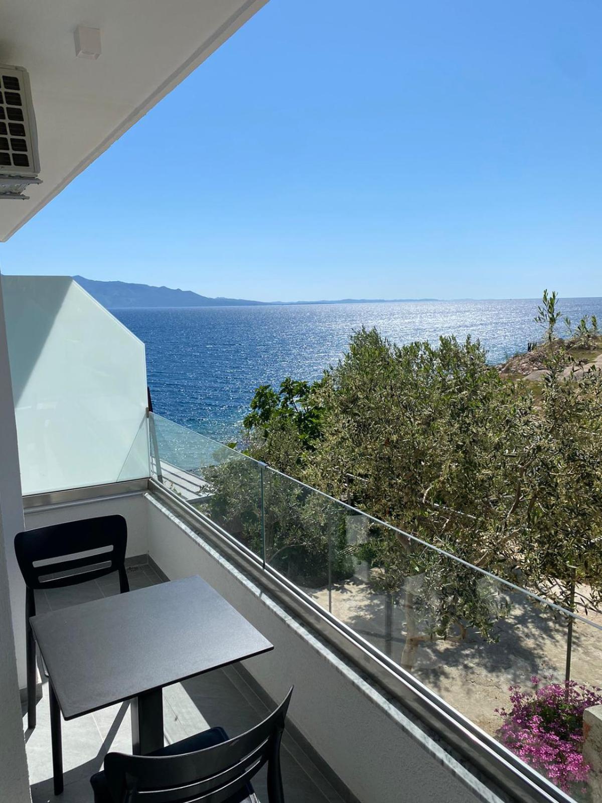 Sea Breeze Villa Sarandë Eksteriør billede