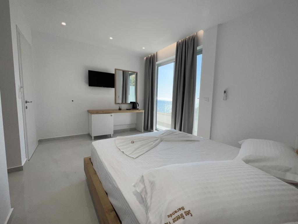 Sea Breeze Villa Sarandë Værelse billede